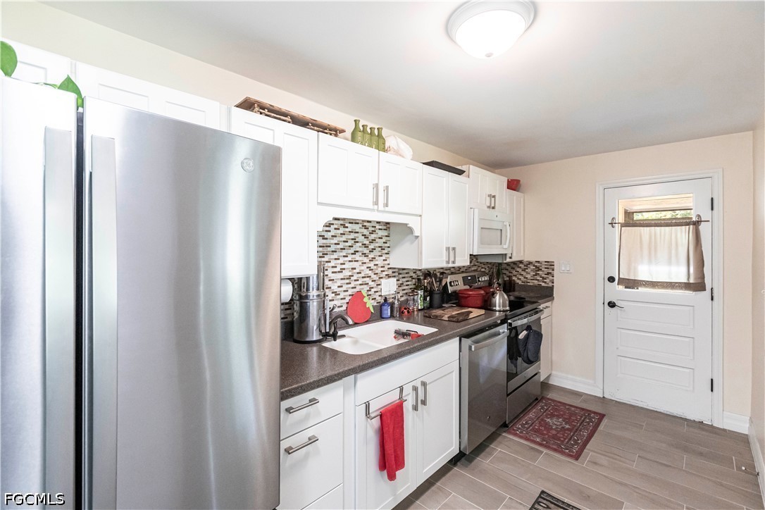 2 Bed SingleFamilyResidence for Sale in Bonita Springs, FL — photo 7