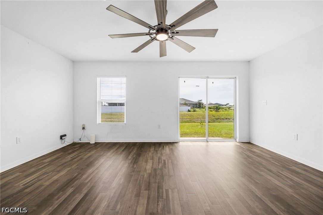 4 Bed SingleFamilyResidence for Sale in Port Labelle, FL — photo 7