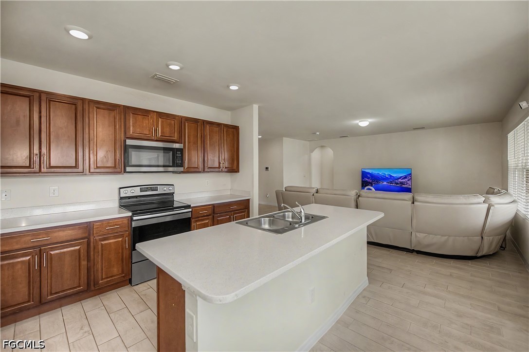 4 Bed SingleFamilyResidence for Sale in Cape Coral, FL — photo 7