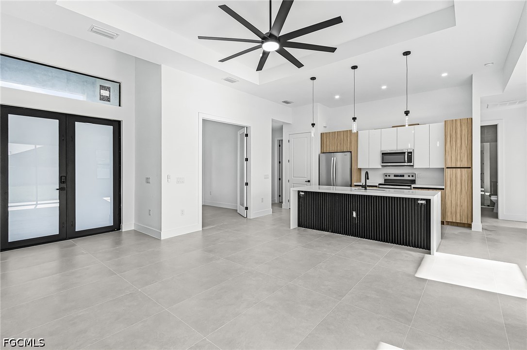 3 Bed SingleFamilyResidence for Sale in Cape Coral, FL — photo 7