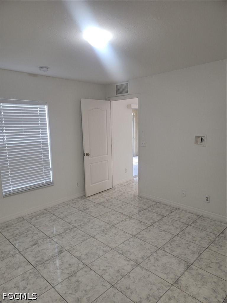 3 Bed SingleFamilyResidence for Sale in Lehigh Acres, FL — photo 7