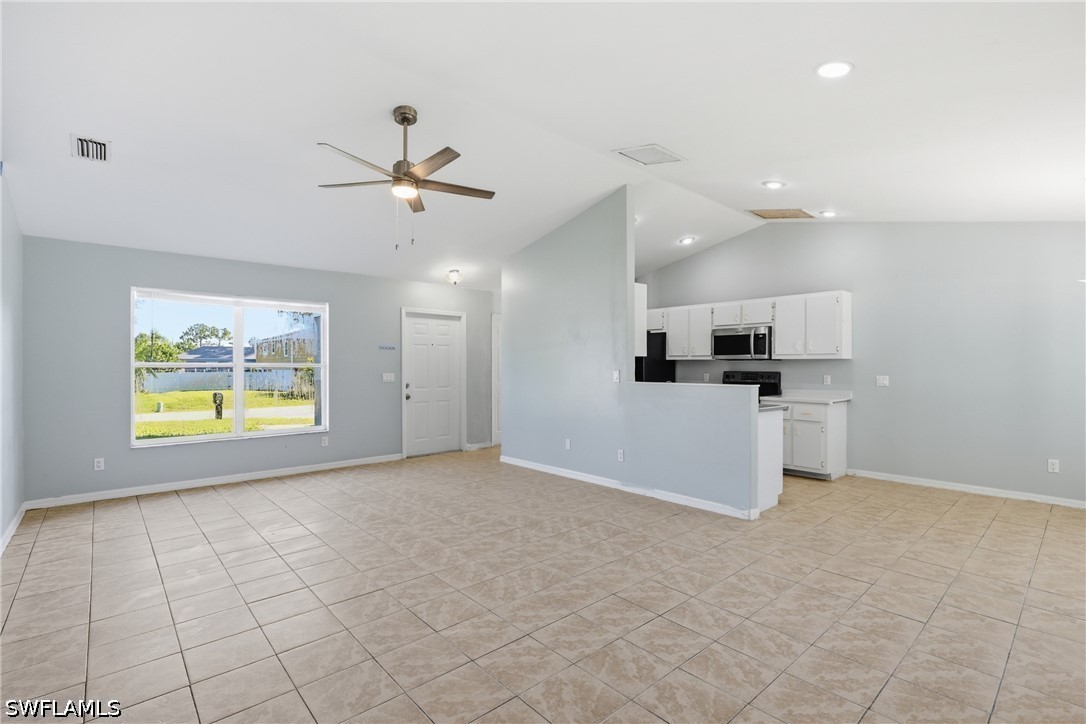 3 Bed SingleFamilyResidence for Sale in San Carlos Park, FL — photo 7