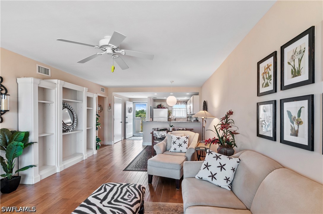 2 Bed Condominium for Sale in Naples, FL, $378,000 — photo 7