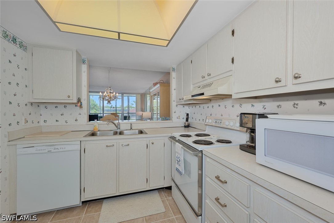 2 Bed Condominium for Sale in Bonita Pines, FL, $235,000 — photo 7
