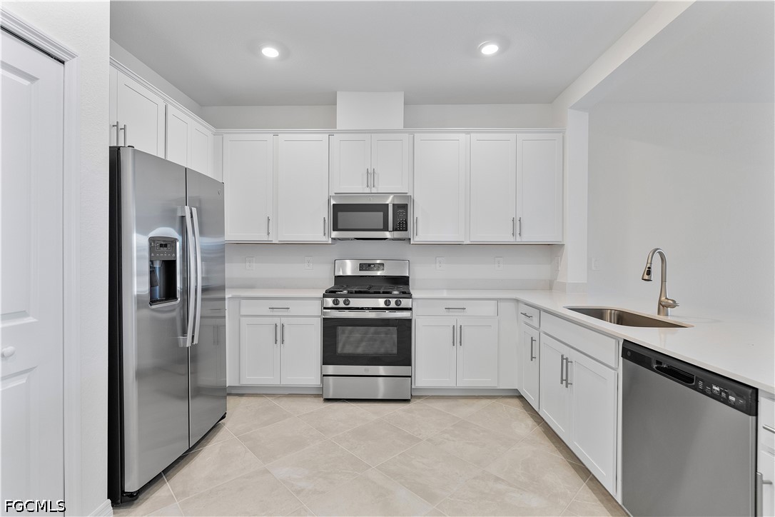 3 Bed Attached for Sale in Tuckers Cove, FL, $2,000 — photo 7