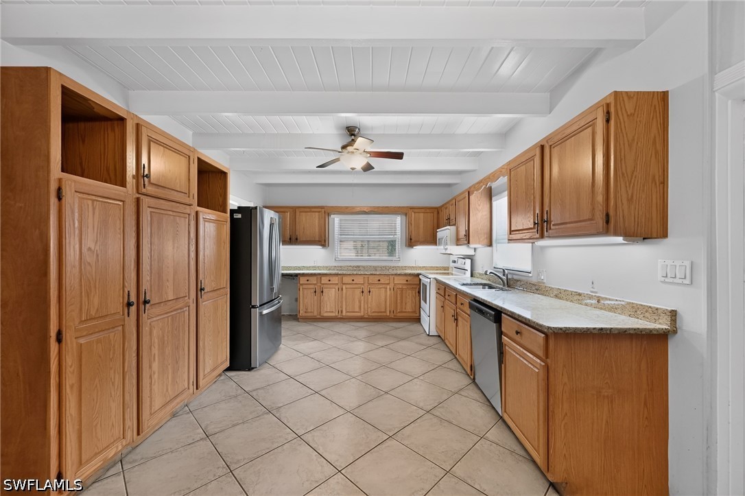 2 Bed SingleFamilyResidence for Sale in Naples, FL, $339,900 — photo 7