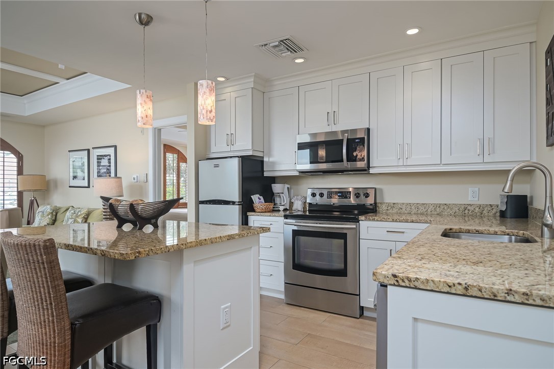 1 Bed Waterfront Home for Sale in Bonita Springs, FL — photo 7