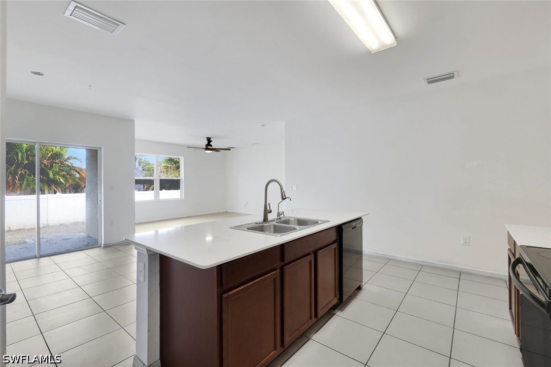 4 Bed SingleFamilyResidence for Sale in San Carlos Park, FL — photo 7