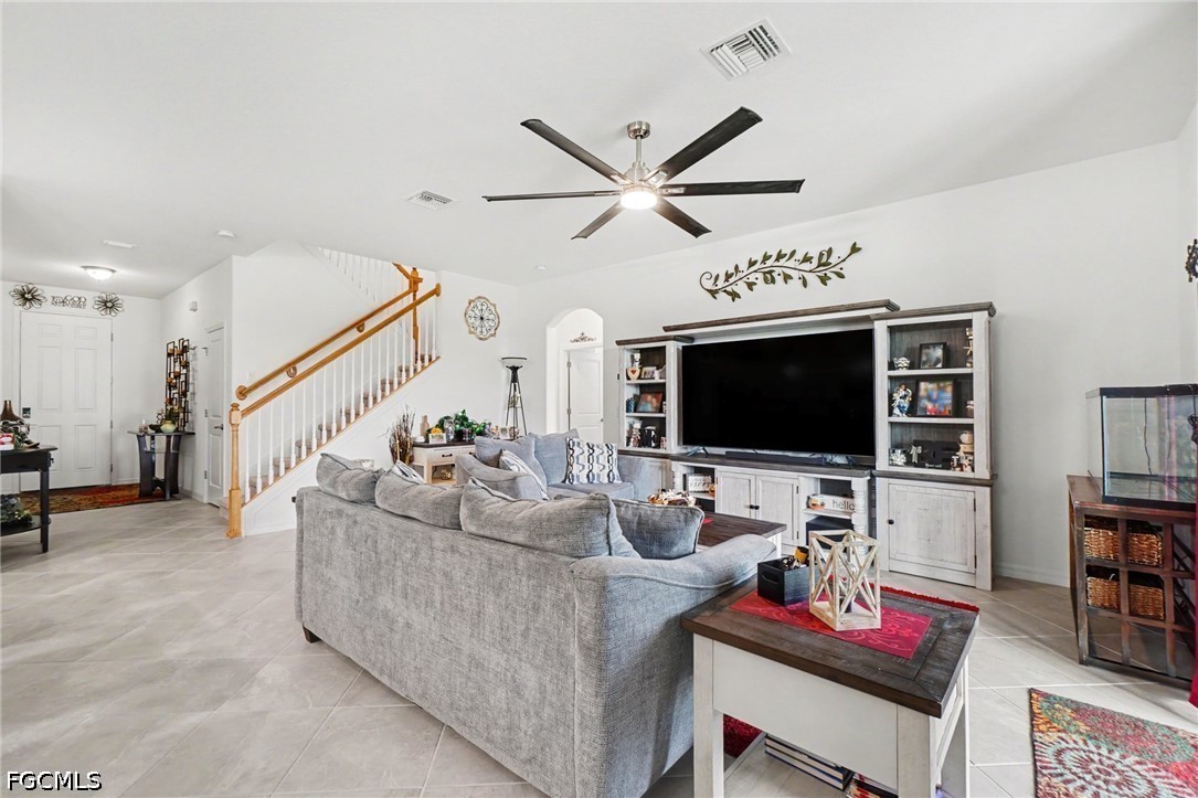 4 Bed SingleFamilyResidence for Sale in Portico, FL — photo 7