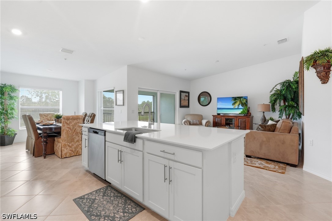2 Bed Condominium for Sale in Webbs Reserve, FL, $6,000 — photo 7
