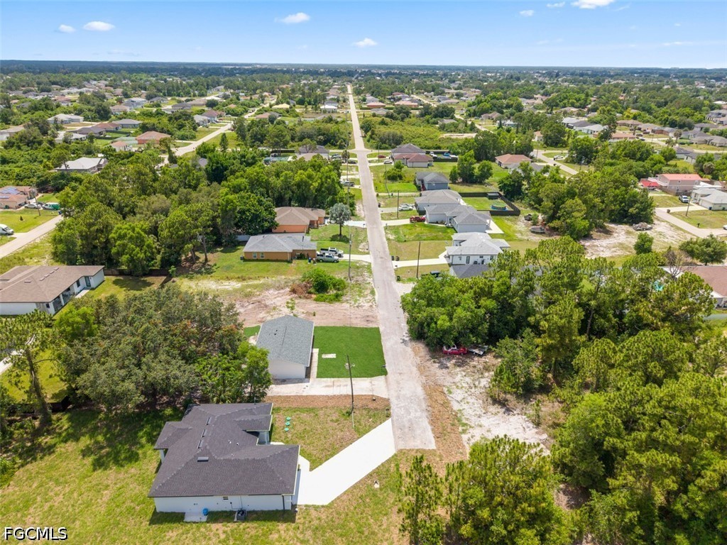 3 Bed SingleFamilyResidence for Sale in Lehigh Acres, FL — photo 7
