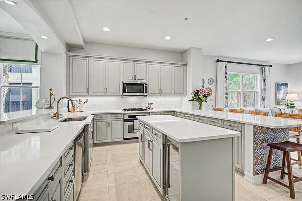 3 Bed Condominium for Sale in Naples, FL, $1,295,000 — photo 7