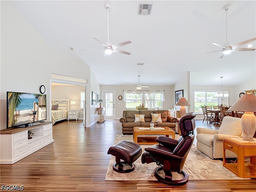 3 Bed SingleFamilyResidence for Sale in North Fort Myers, photo 7