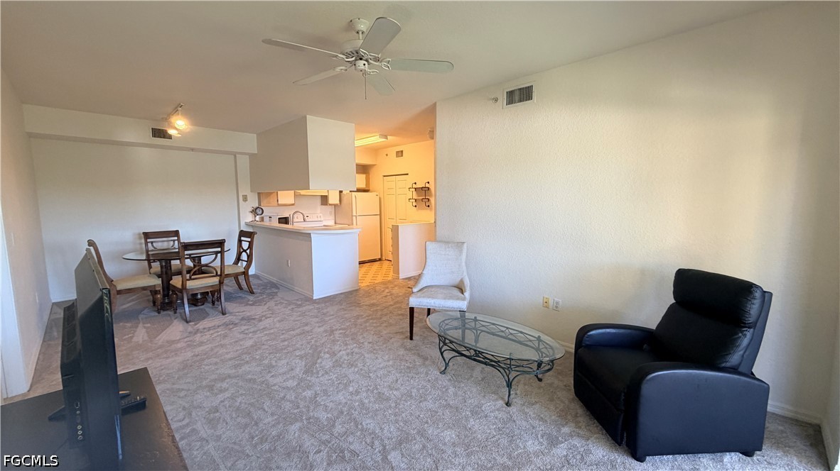 2 Bed Waterfront Home for Sale in Fort Myers, FL, $1,450 — photo 7