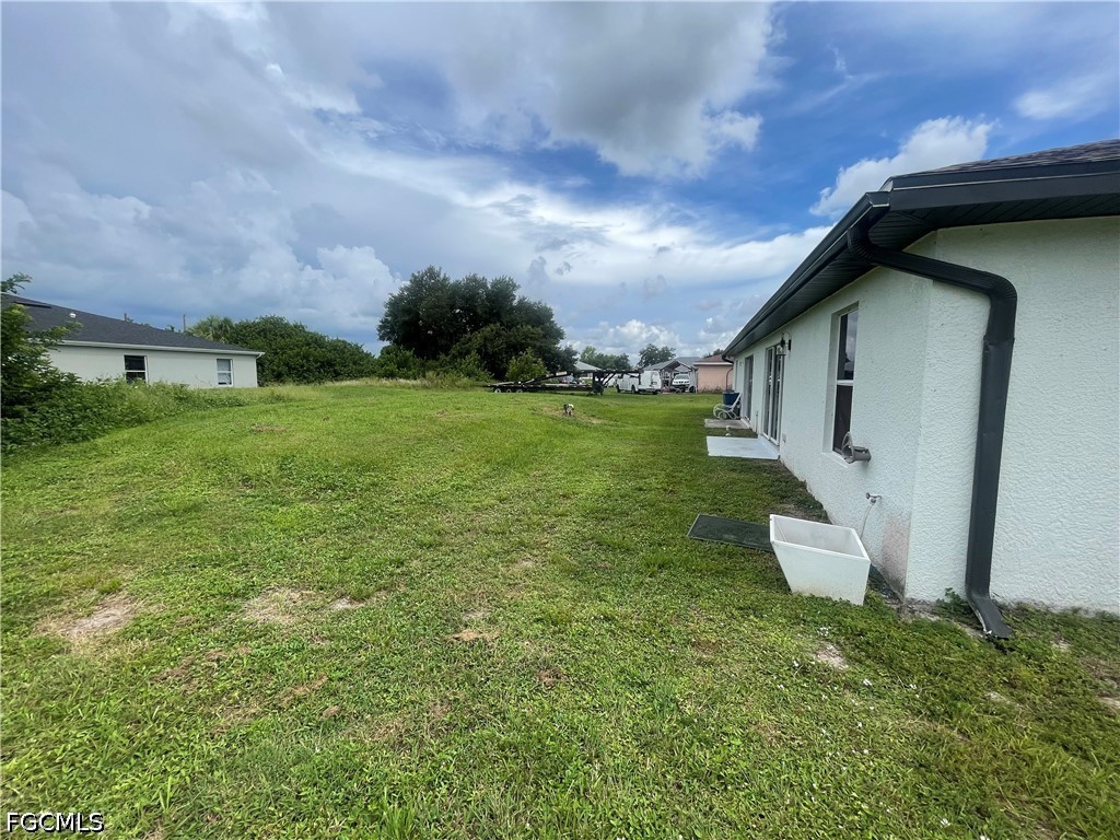 6 Bed Duplex for Sale in Lehigh Estates, FL, $390,900 — photo 7