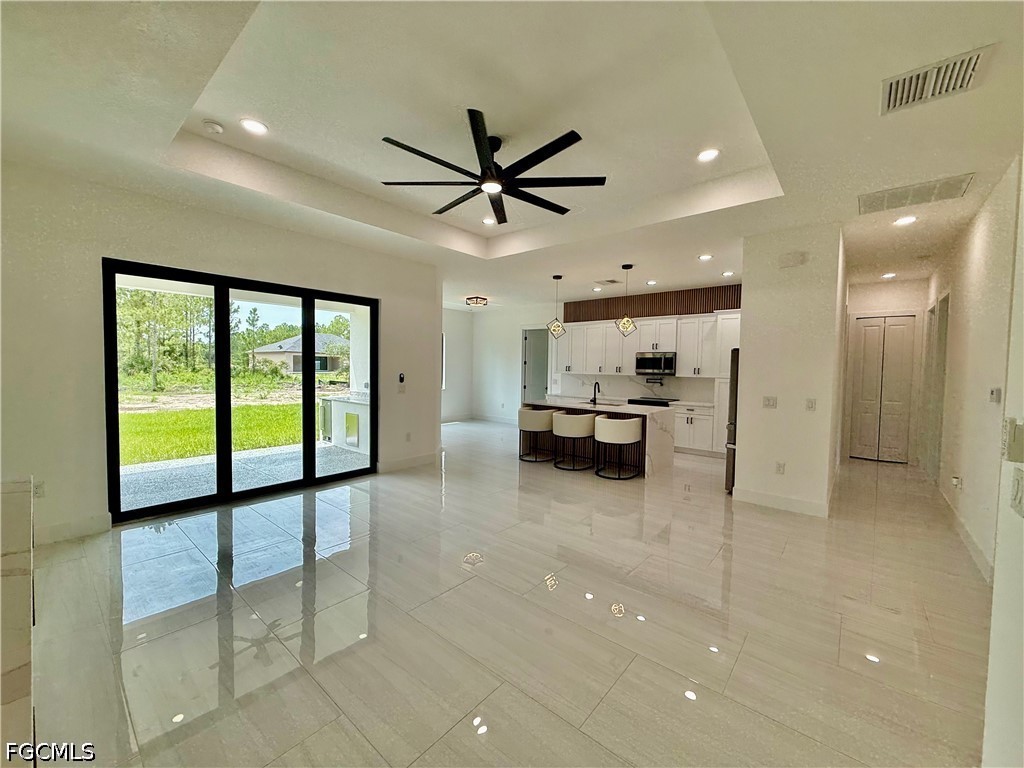 4 Bed SingleFamilyResidence for Sale in Lehigh Acres, FL — photo 7