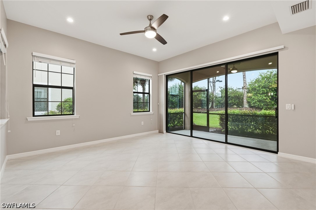 2 Bed Condominium for Sale in Paloma, FL, $299,000 — photo 7