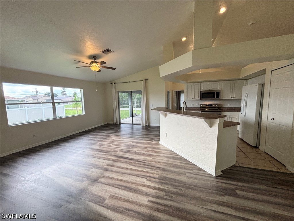 3 Bed SingleFamilyResidence for Sale in Buckingham, FL — photo 7