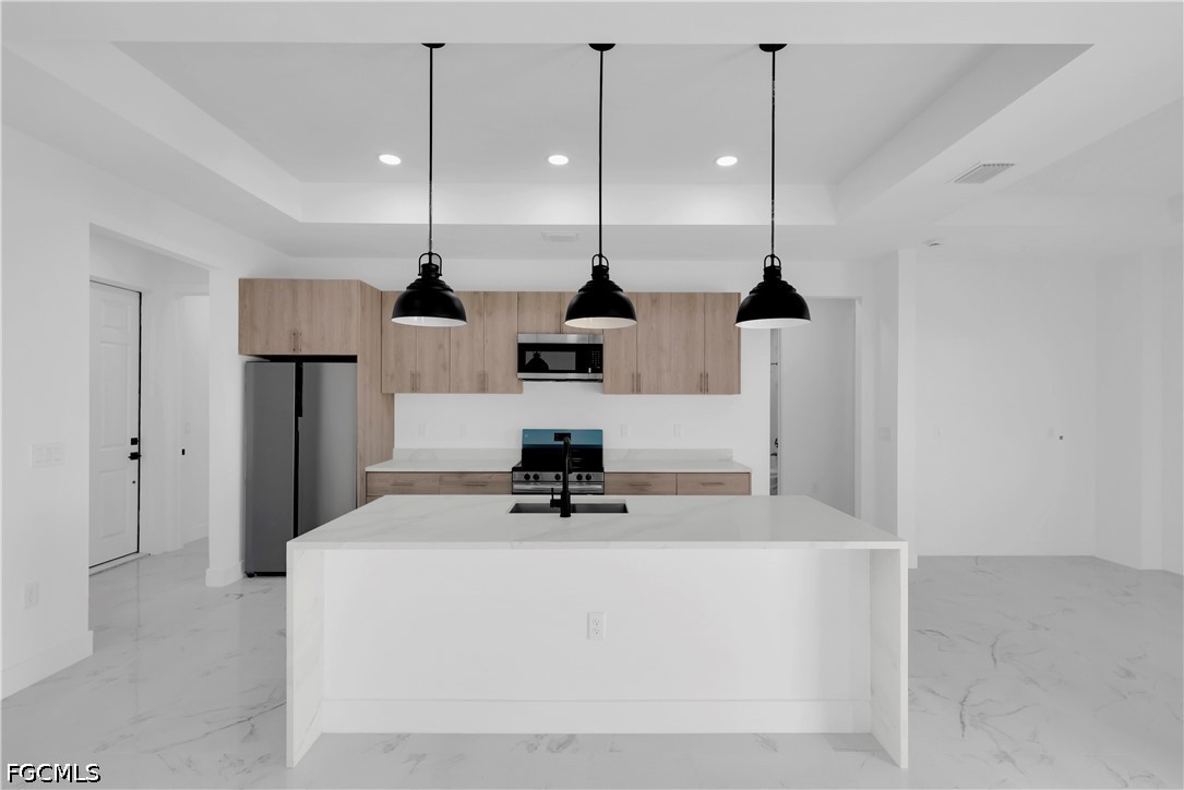 3 Bed SingleFamilyResidence for Sale in Lehigh Acres, FL — photo 7