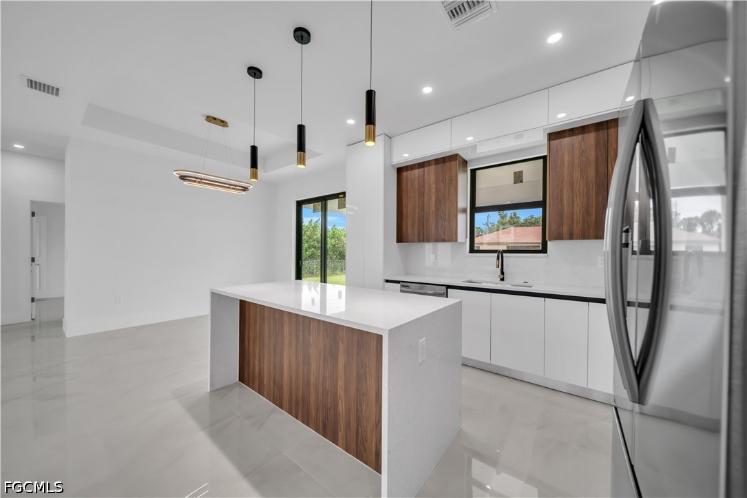 3 Bed SingleFamilyResidence for Sale in Cape Coral, FL — photo 7