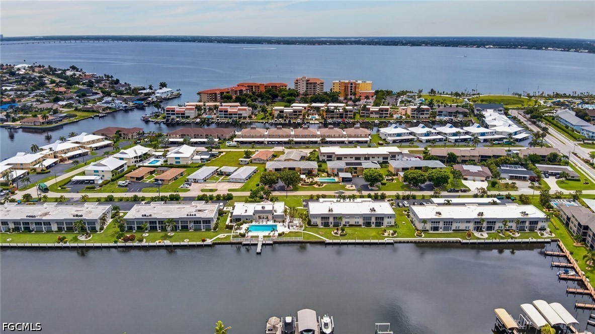 2 Bed Waterfront Home for Sale in Cape Coral, FL, $350,000 — photo 7