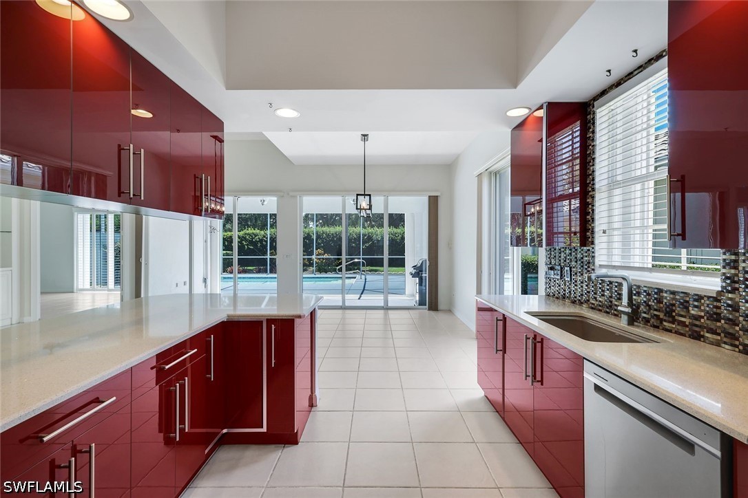 3 Bed Pool Home for Sale in Island Walk, FL, $689,000 — photo 7