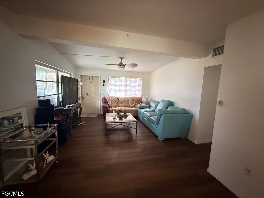 3 Bed SingleFamilyResidence for Sale in North Fort Myers, photo 7