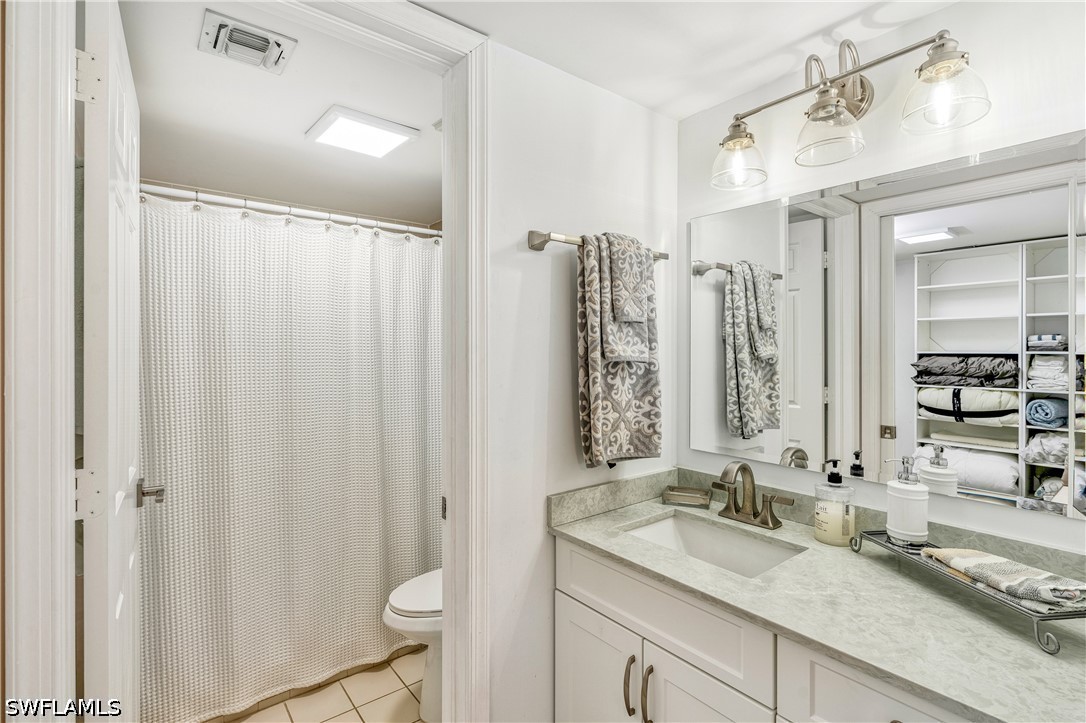 2 Bed Condominium for Sale in Sandpiper Bay, FL, $4,000 — photo 7
