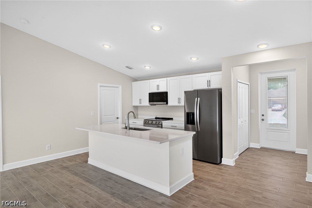 4 Bed SingleFamilyResidence for Sale in Cape Coral, FL — photo 7