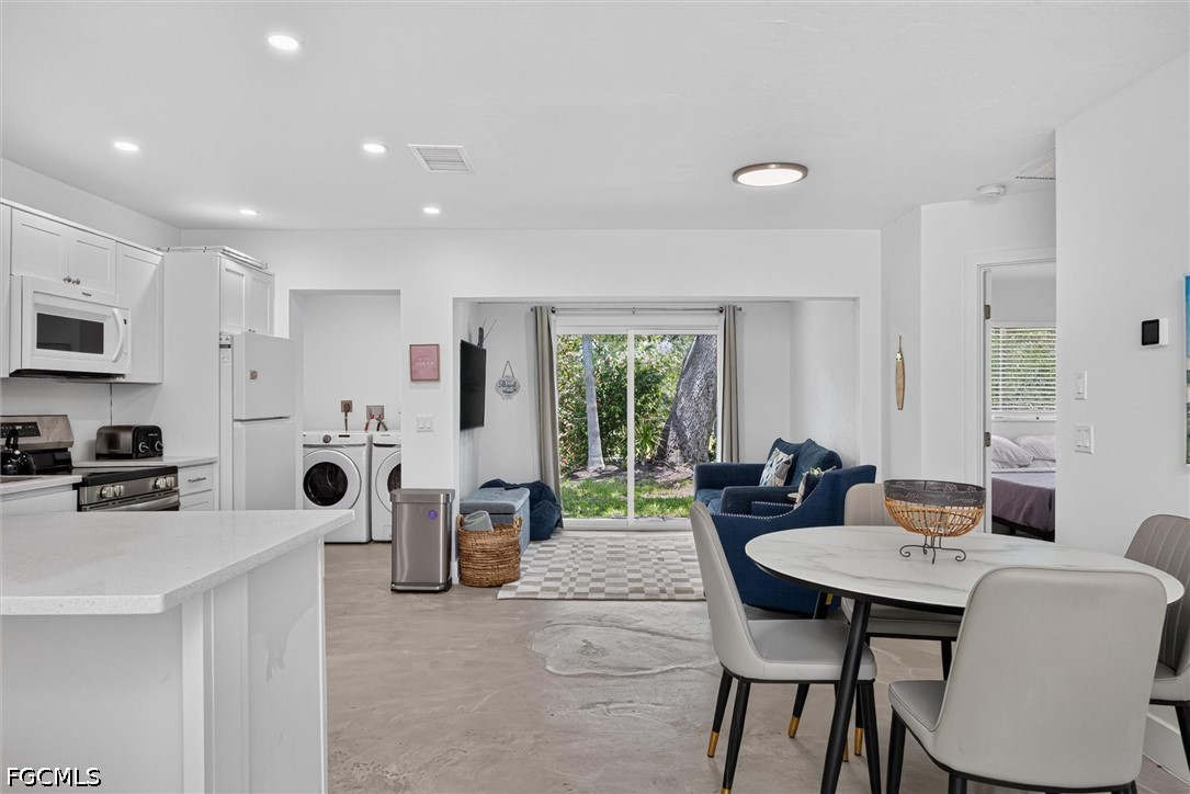 2 Bed Duplex for Sale in Bonita Springs, photo 7
