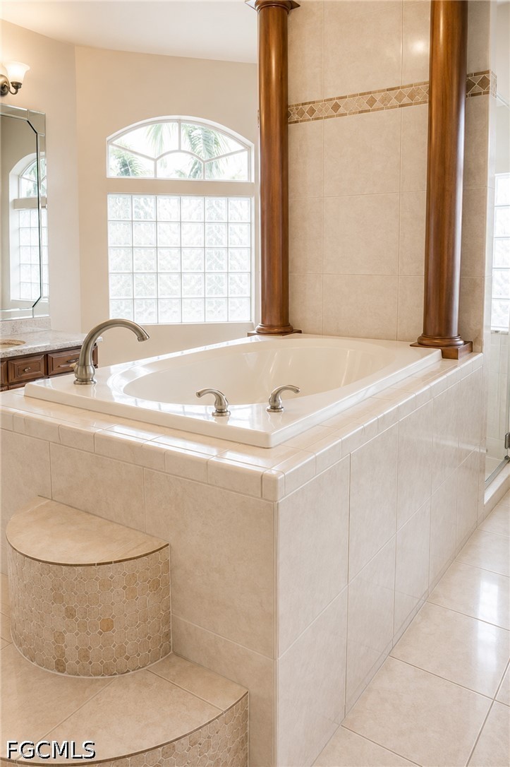 4 Bed SingleFamilyResidence for Sale in Cape Coral, FL — photo 7