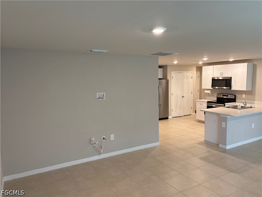 3 Bed SingleFamilyResidence for Sale in Labelle, FL, $2,000 — photo 7