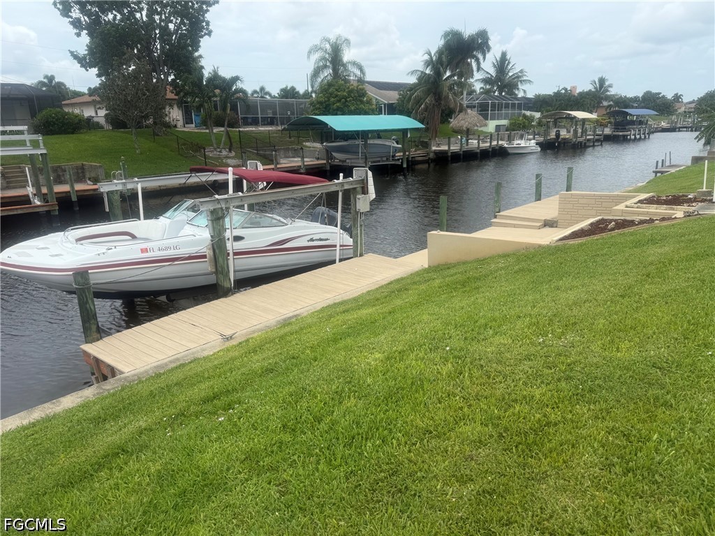 3 Bed Pool Home for Sale in Cape Coral, photo 7