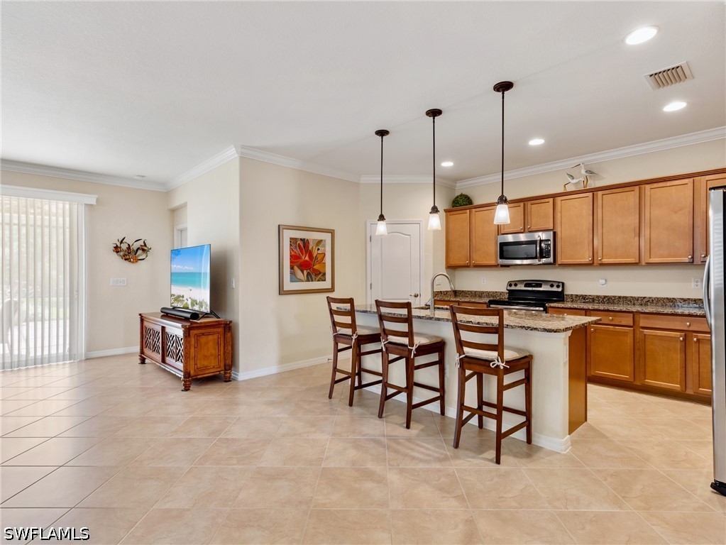 4 Bed SingleFamilyResidence for Sale in Estero, FL, $519,500 — photo 7