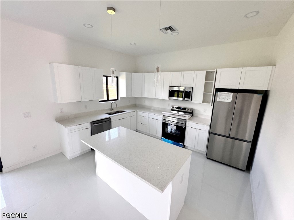 4 Bed SingleFamilyResidence for Sale in Cape Coral, FL — photo 7