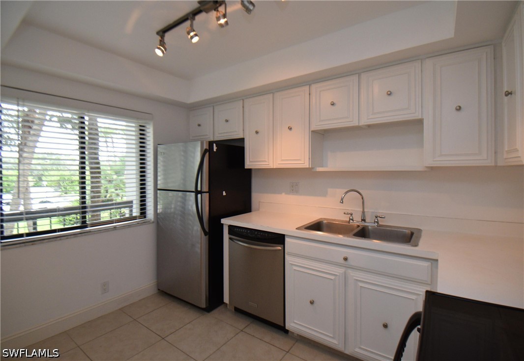 2 Bed Condominium for Sale in Not Applicable, FL, $2,250 — photo 7
