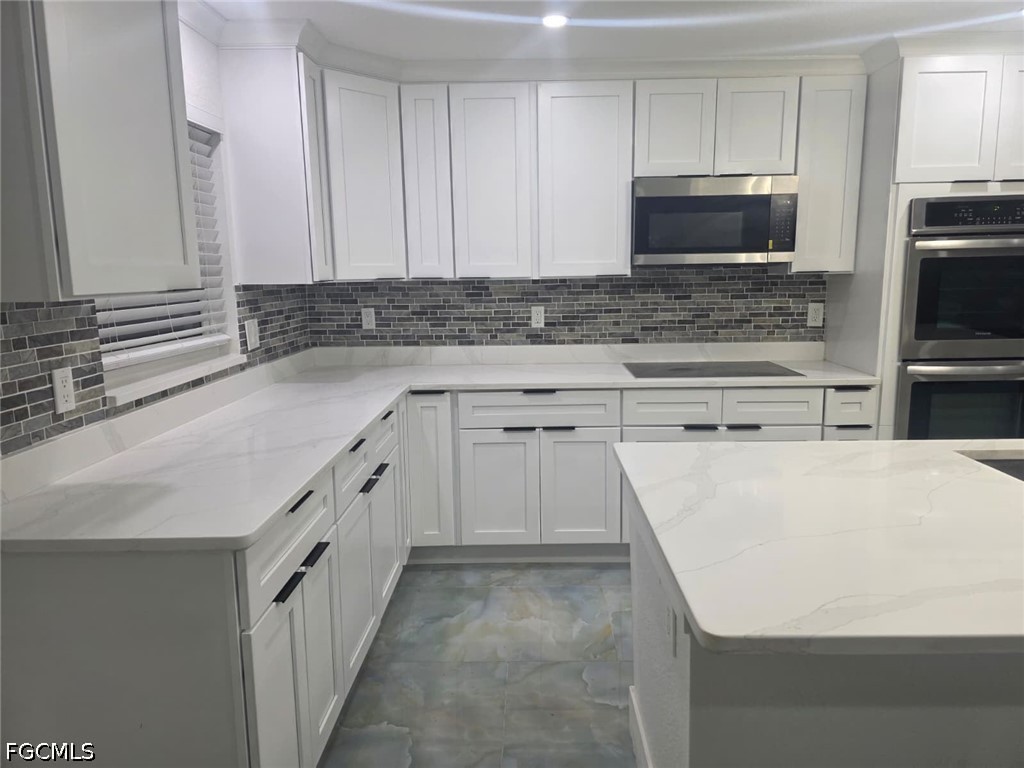 2 Bed SingleFamilyResidence for Sale in East Shore Acres, FL — photo 7