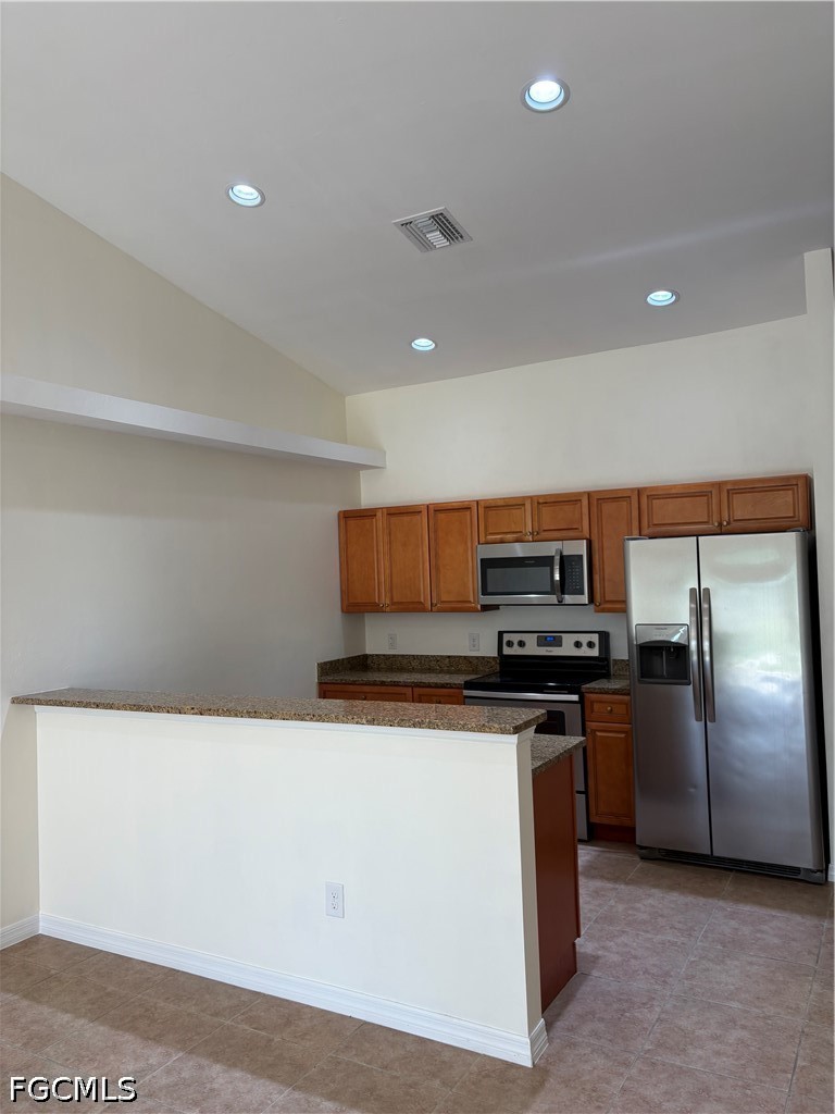 3 Bed Duplex for Sale in Cape Coral, FL, $1,700 — photo 7