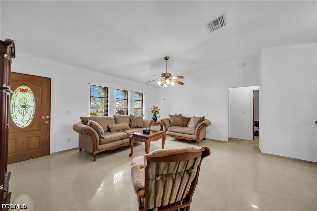 3 Bed Pool Home for Sale in Cape Coral, photo 7