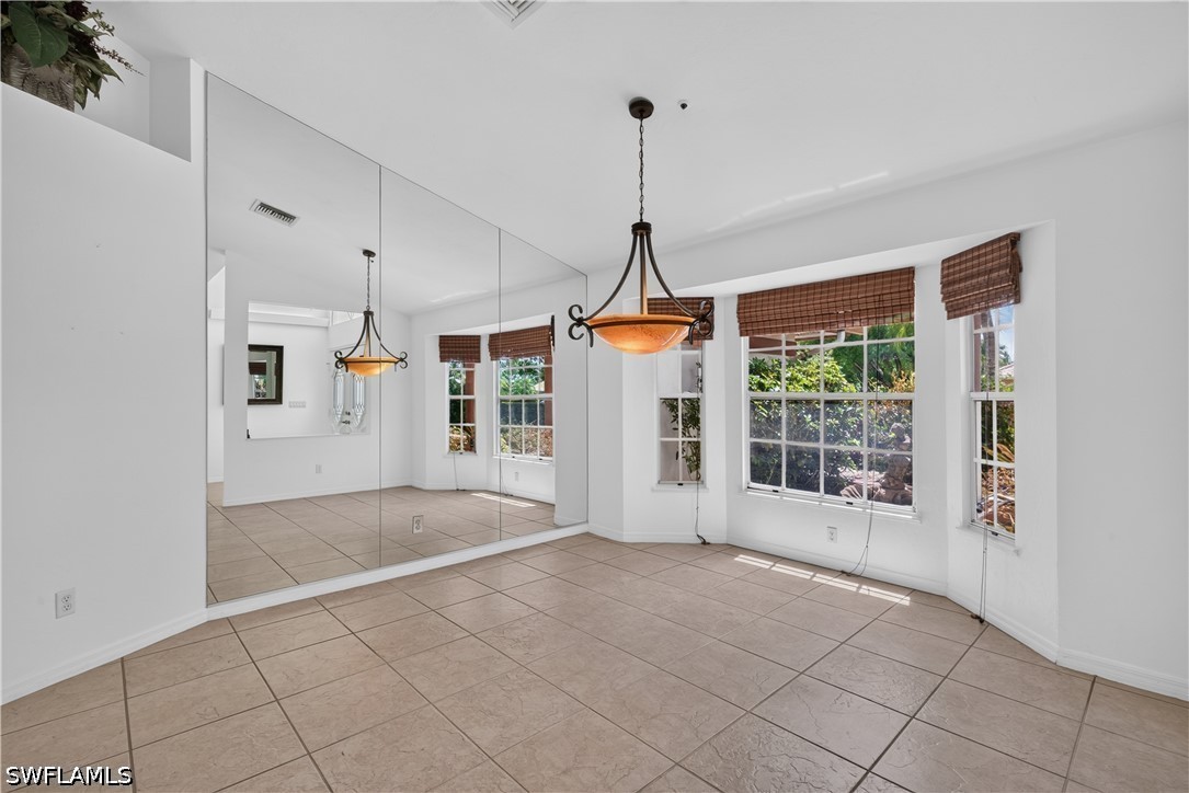 3 Bed Pool Home for Sale in Valley Oak, photo 7