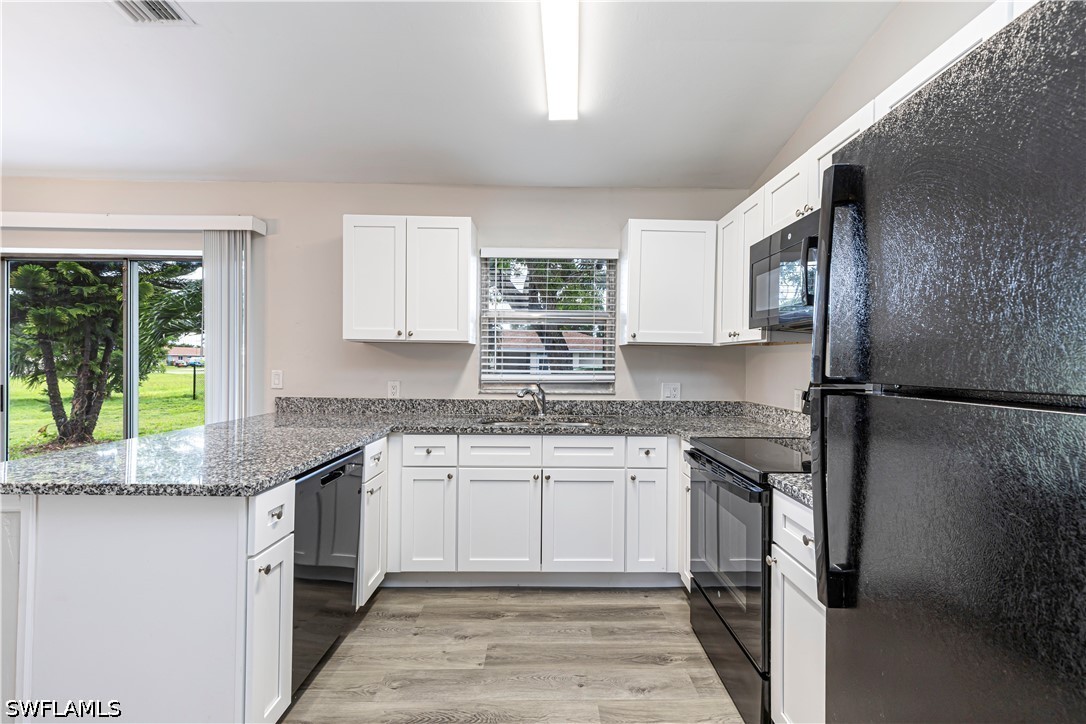 3 Bed SingleFamilyResidence for Sale in Cape Coral, FL — photo 7