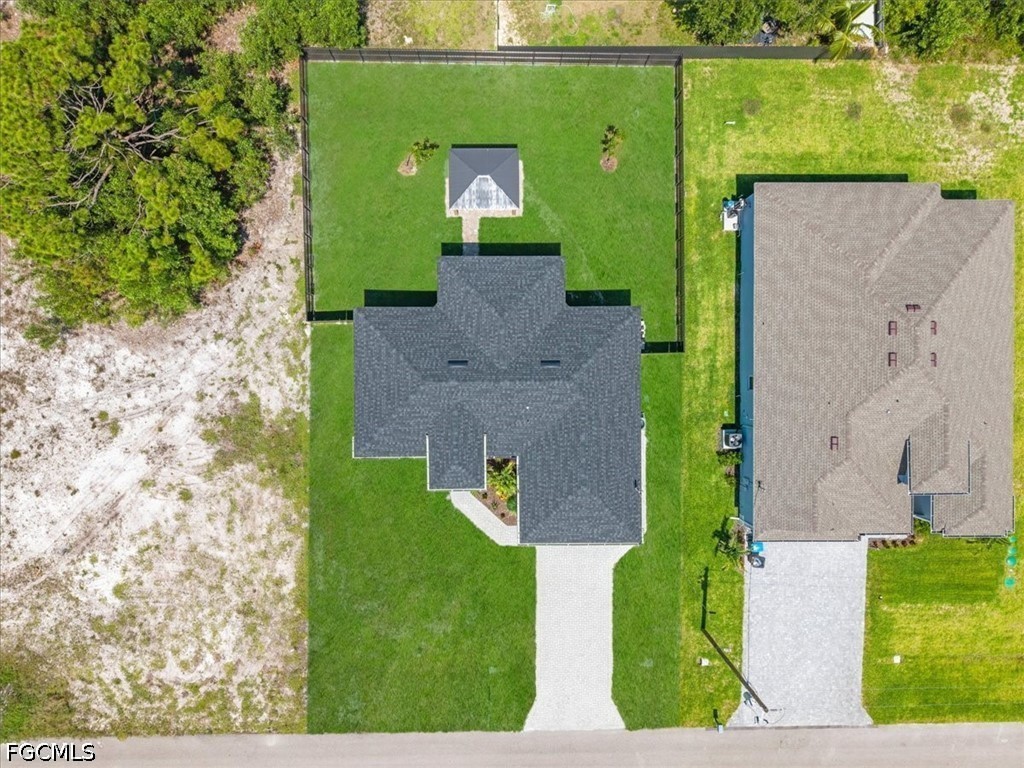 3 Bed SingleFamilyResidence for Sale in Cape Coral, FL — photo 7