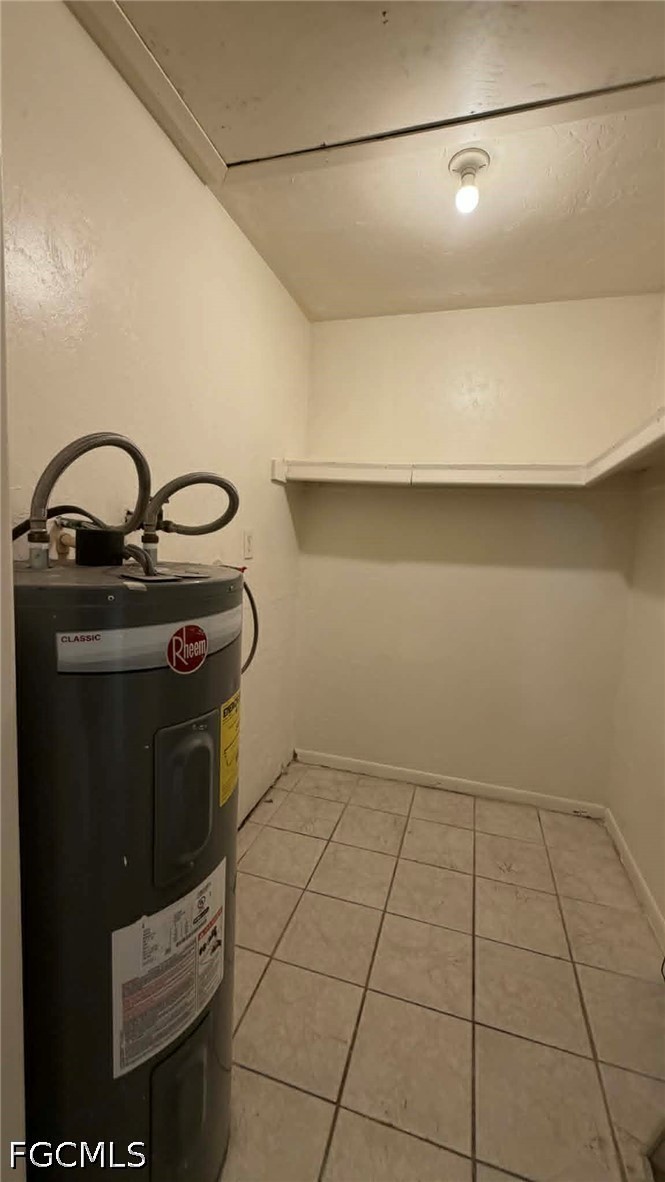 2 Bed Triplex for Sale in Hillcrest, FL, $1,195 — photo 7
