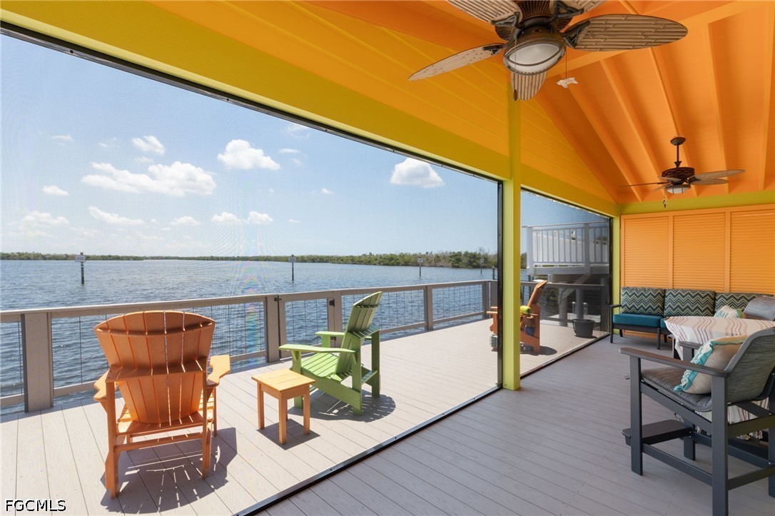 2 Bed Waterfront Home for Sale in Matlacha, photo 7