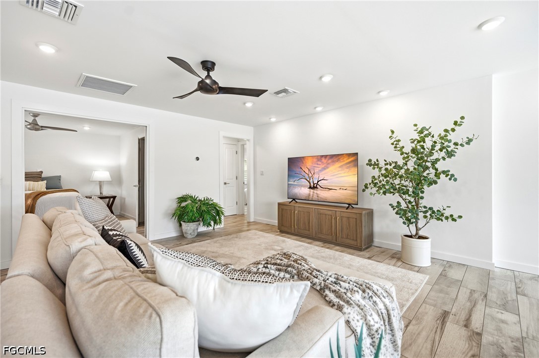 3 Bed Pool Home for Sale in Fairview Isles, photo 7