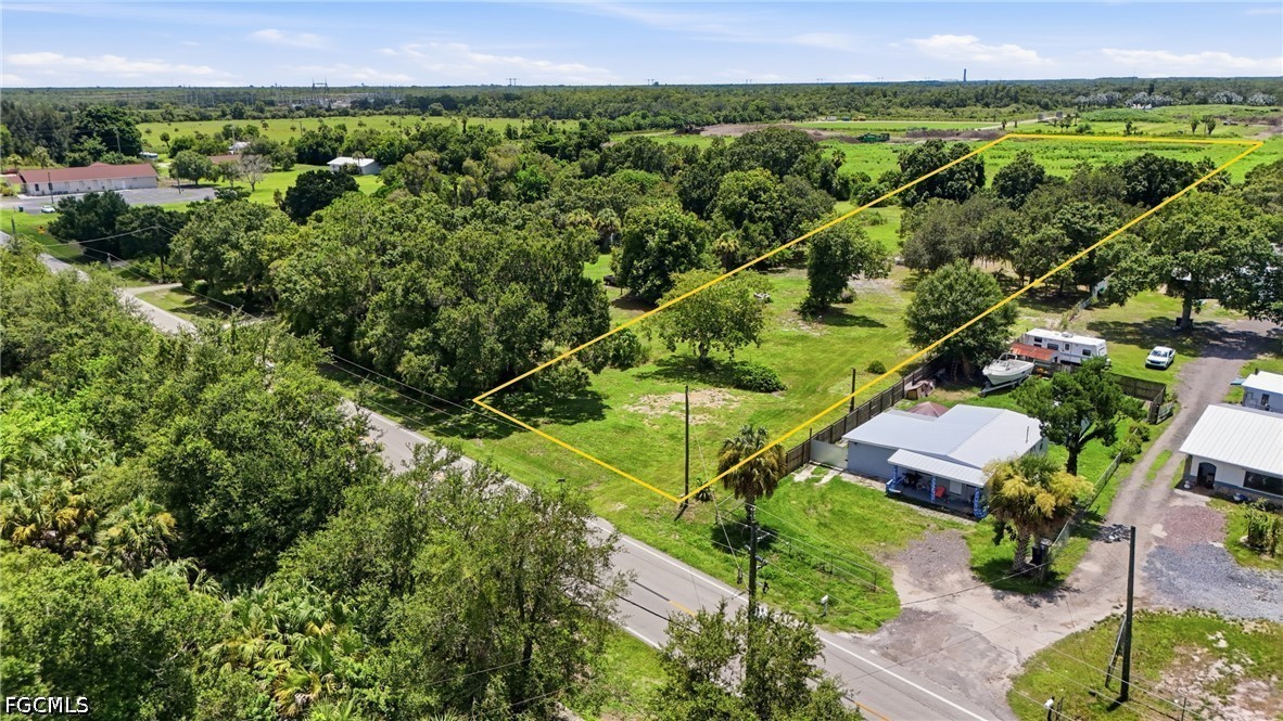 Residential for Sale in Fort Myers, photo 7