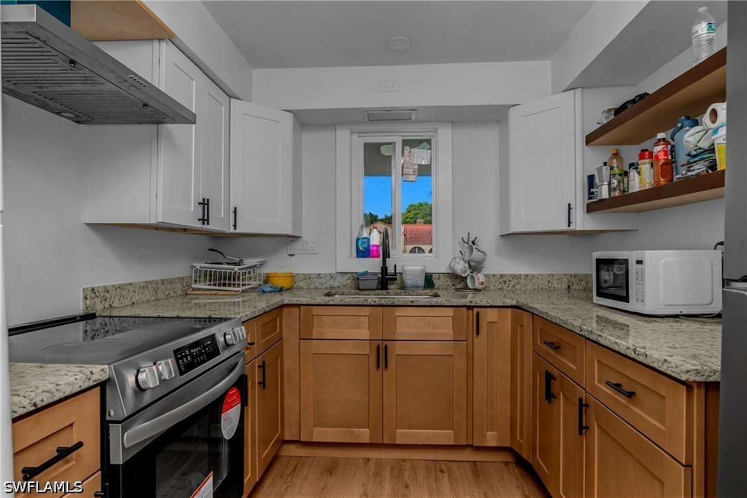 3 Bed SingleFamilyResidence for Sale in Russell Park, photo 7