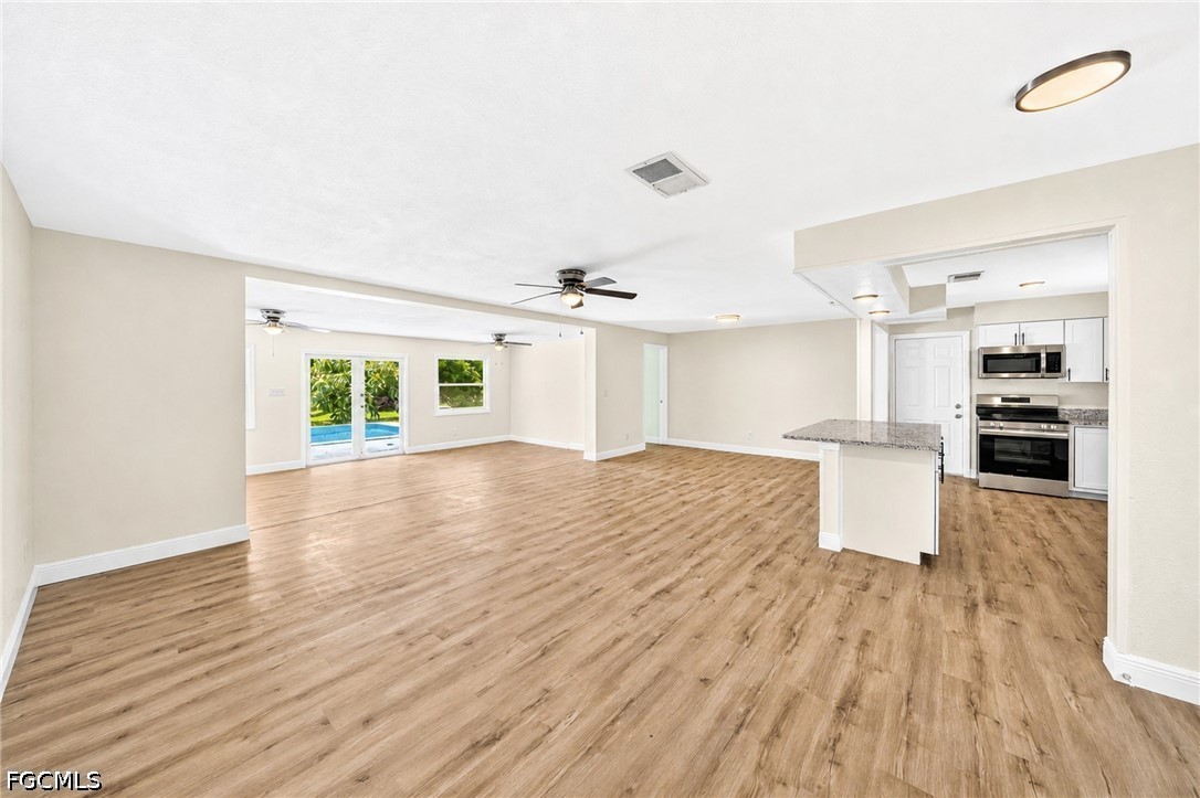 3 Bed Pool Home for Sale in Cape Coral, photo 7