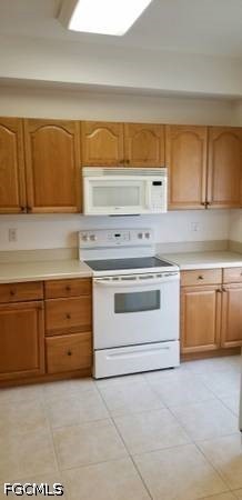 2 Bed Condominium for Sale in Westminster, photo 7