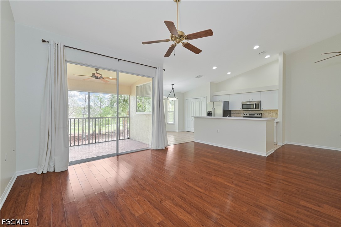 2 Bed Condominium for Sale in Stoneybrook, photo 7